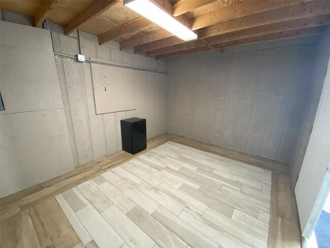 Building Photo - 2315 Deer Run Blvd