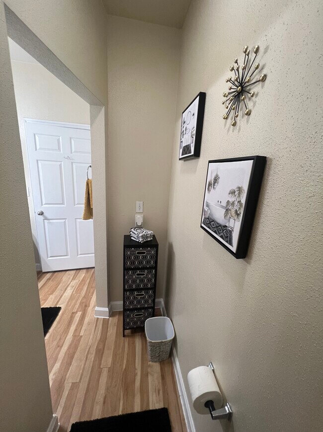 Building Photo - 3300 Cummins St