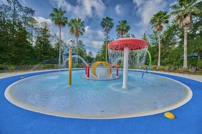 Building Photo - "Available Now !!Gated community in Seven Oak 3-Bedroom Townhouse with Granite Countertops in Wes...