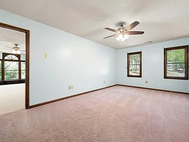 Building Photo - 1061 Retner Dr SW