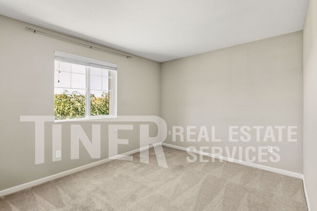 Building Photo - 3255 Pitkin Way