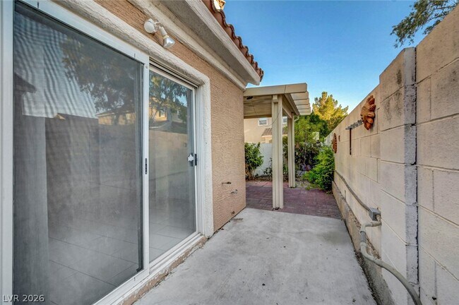 Building Photo - 1453 Morro Creek St
