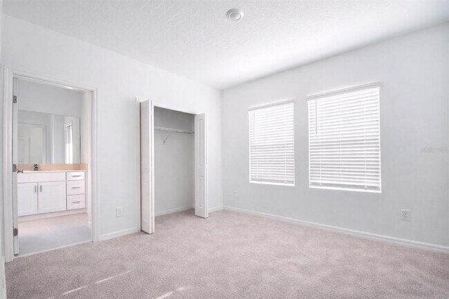 Building Photo - 3396 Lapis Lk Dr