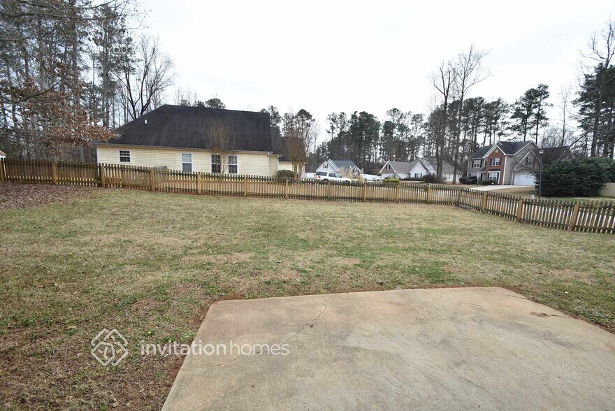Building Photo - 4302 Glen Heights Way
