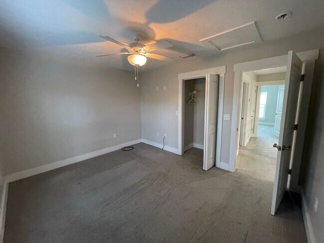 Building Photo - 143 Reef Dr