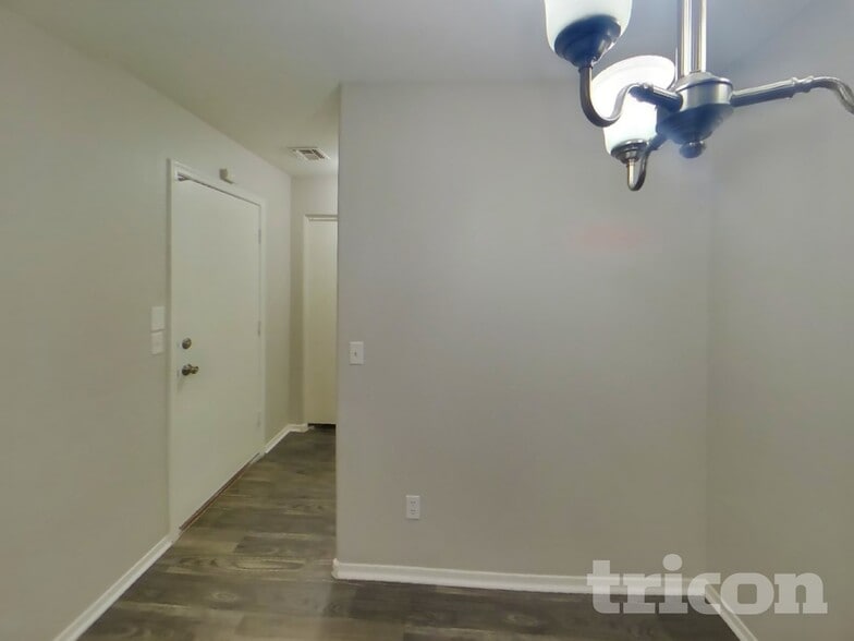 Building Photo - 13962 N 132nd Ln