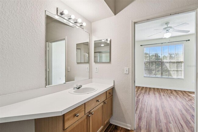 Building Photo - 5125 Palm Springs Blvd