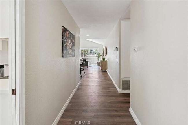 Building Photo - 1224 Fairway Cir