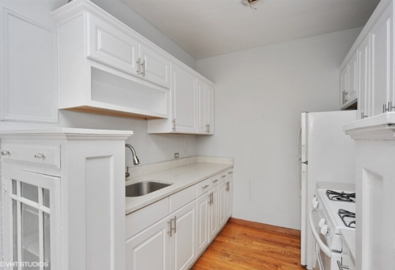 Building Photo - 650 Central Ave