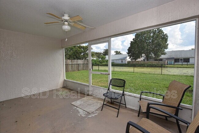 Building Photo - 1072 Meadowood Pointe Rd