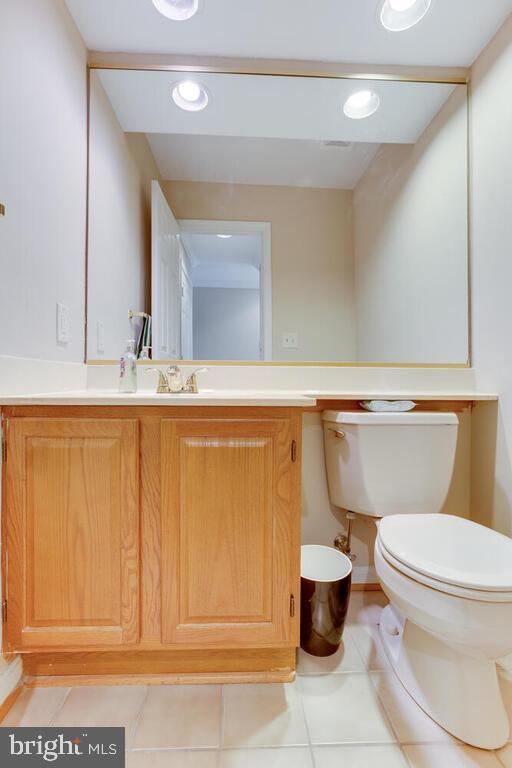 Building Photo - 100 Spring Pl Way