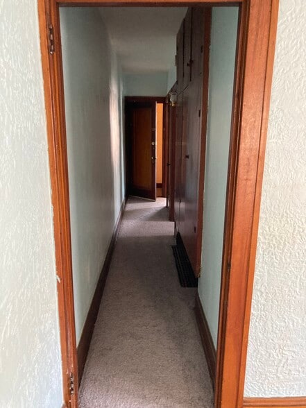 hallway to Bathroom/Bedroom - 3821 Wayne Ave