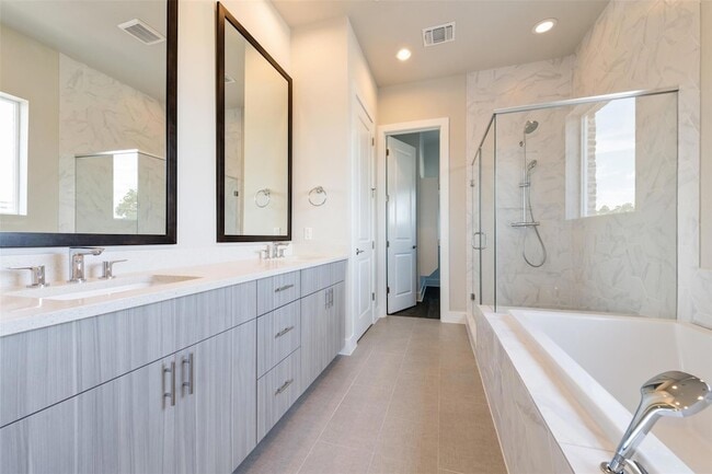 Building Photo - 1308 Tinnin Ford Rd