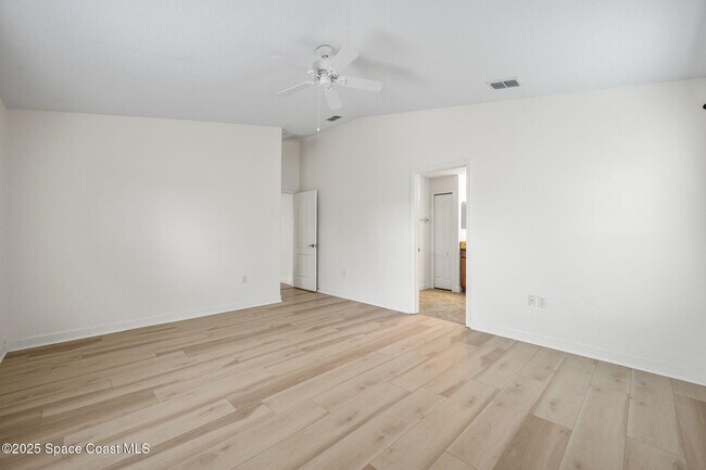 Building Photo - 3664 Gurrero Dr