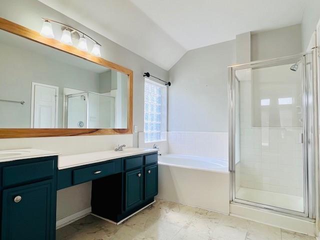 Building Photo - 1809 Village Ct Ln