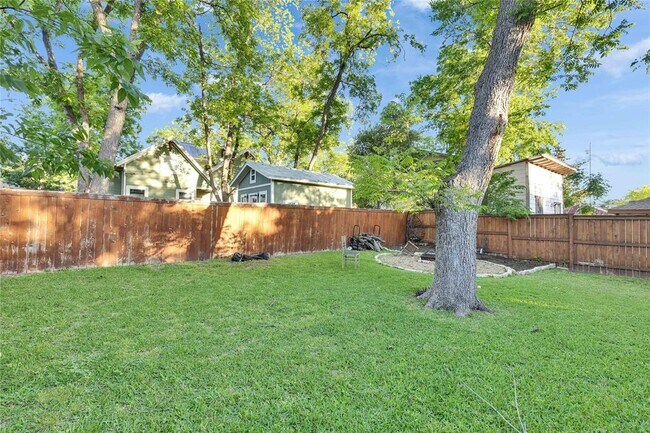 Building Photo - 4607 Evans Ave
