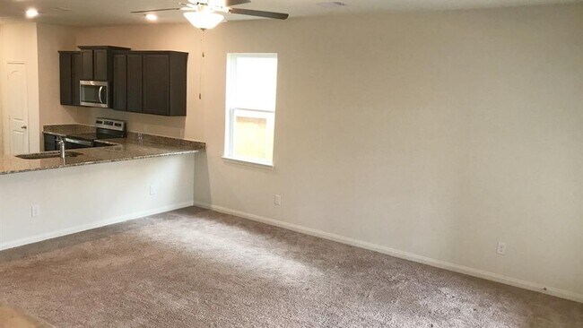 Building Photo - 20731 Solstice Point Dr