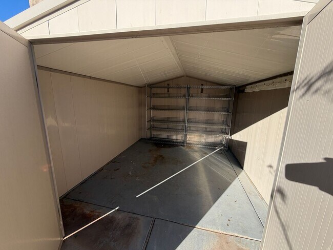 Building Photo - 2 Bedroom Home Available on Cul-De-Sac with Bosque Trail Access in Rivers Edge Rio Rancho!