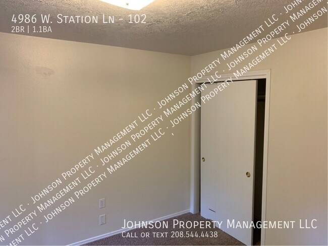 Building Photo - 4986 W Station Ln