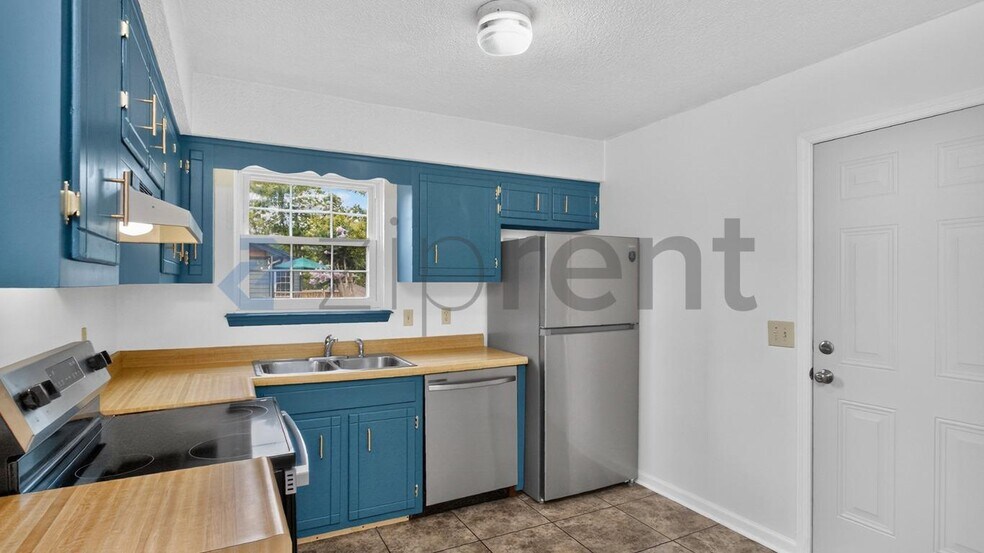 Building Photo - 628 Netherlands Dr