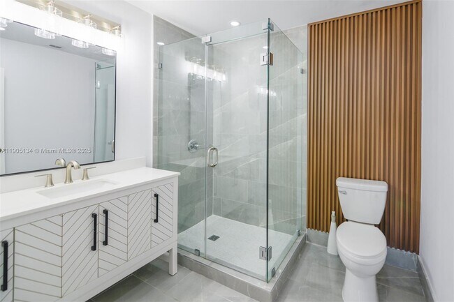 Building Photo - 11811 NW 5th Ct