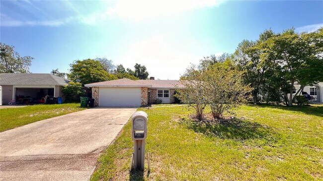 Primary Photo - 1073 Leeward Dr