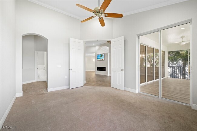 Building Photo - 10392 Autumn Breeze Dr