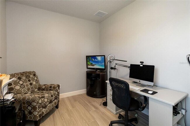 Building Photo - 3663 Arbordale Lp