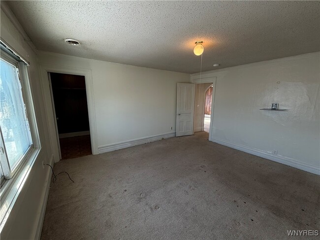 Building Photo - 1816 Military Rd