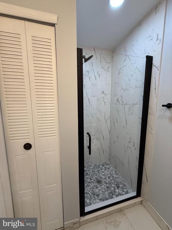 Building Photo - 46 Woodbine Ct