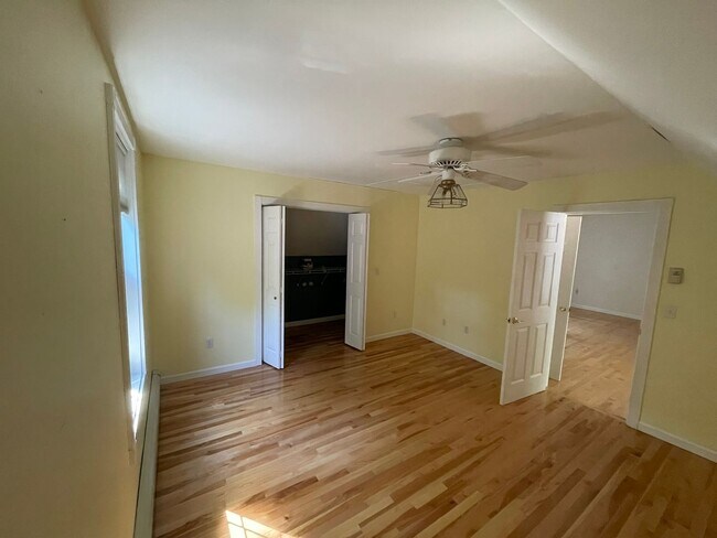 Building Photo - 3 Bed 2.5 Bath Home in Dover