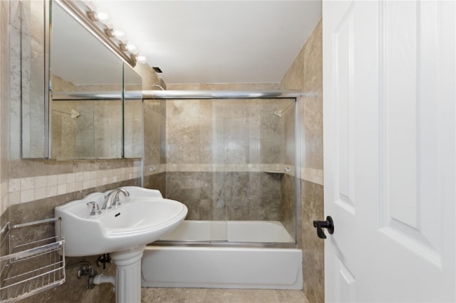 Building Photo - 3218 NW 103rd Terrace