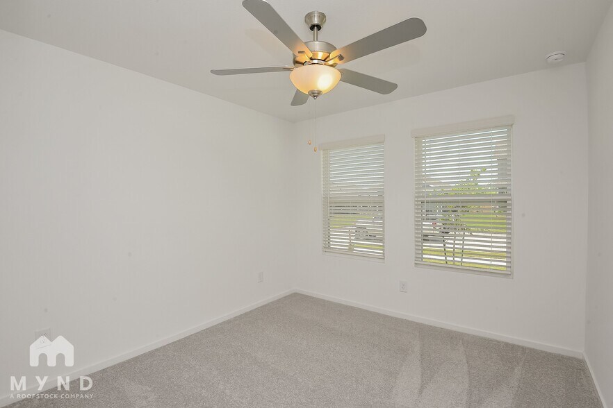 Building Photo - 2744 Mistwood Dr