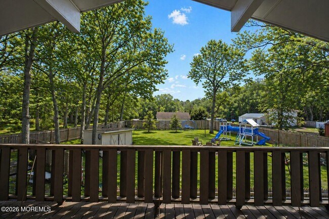 Building Photo - 437 Adamston Rd