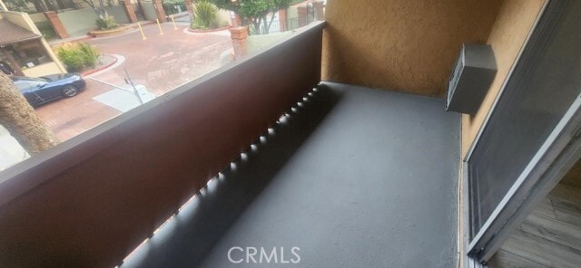 Building Photo - 1040 W MacArthur Blvd