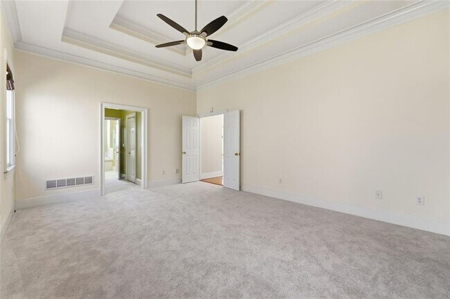 Building Photo - 250 Fieldsborn Ct NE