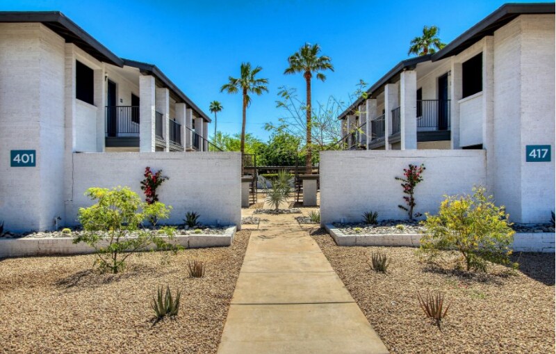 Building Photo - 301 W Ray Rd