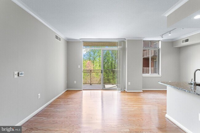 Building Photo - 4480 Market Commons Dr