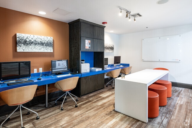 Business Center - zGrandMarc Austin