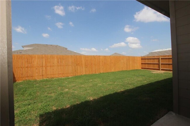 Building Photo - 1066 Gaelic Dr