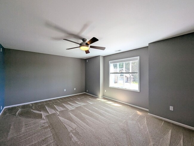 Building Photo - 4Bd/2.5Ba Lake Stevens House