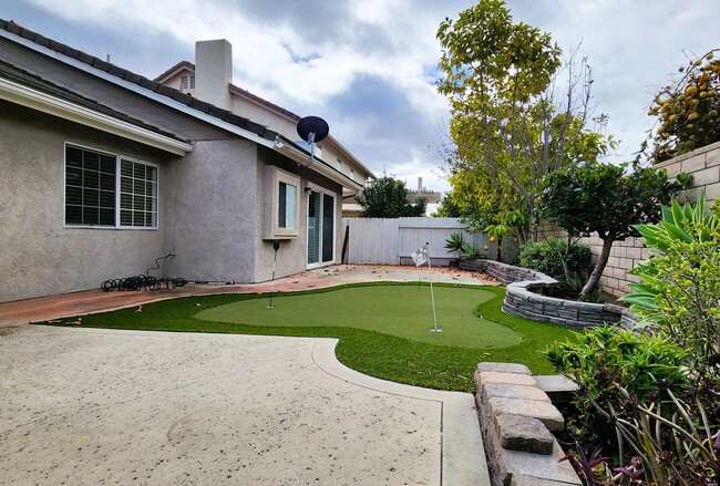 Building Photo - Irvine Single Story Remodeled 2 Bed, 2 Bat...