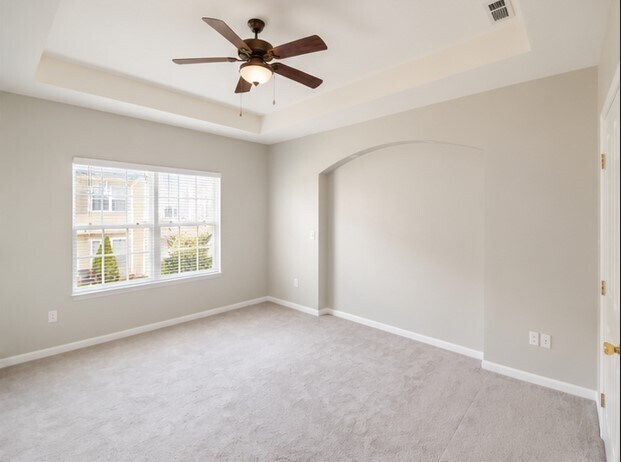 Master Bed - 1434 Lakes Circle Dr