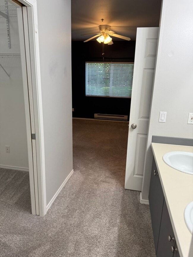 Building Photo - 2Bd/2Ba Kent Condo