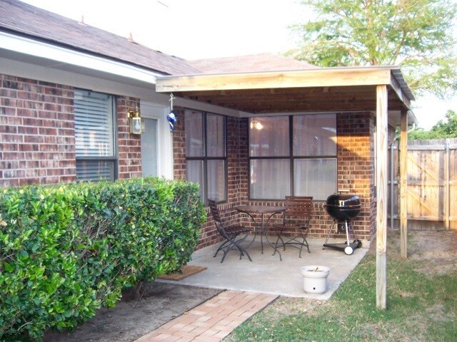Building Photo - 243 Reeder Dr