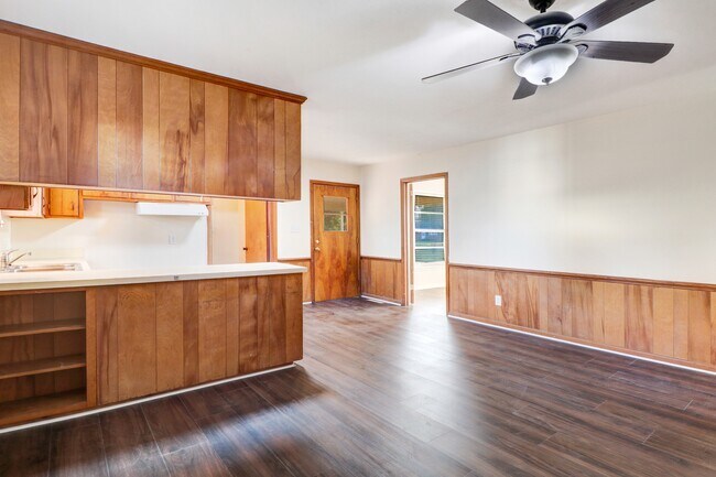 Building Photo - 2703 Langston Dr