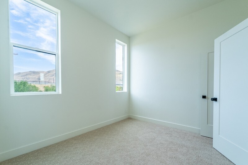 Building Photo - 544 N 600 W