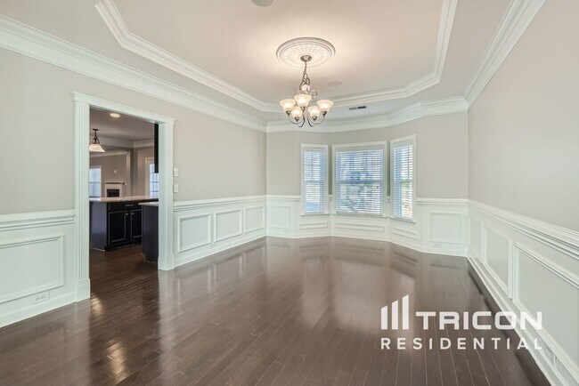 Building Photo - 3821 Litchfield Dr