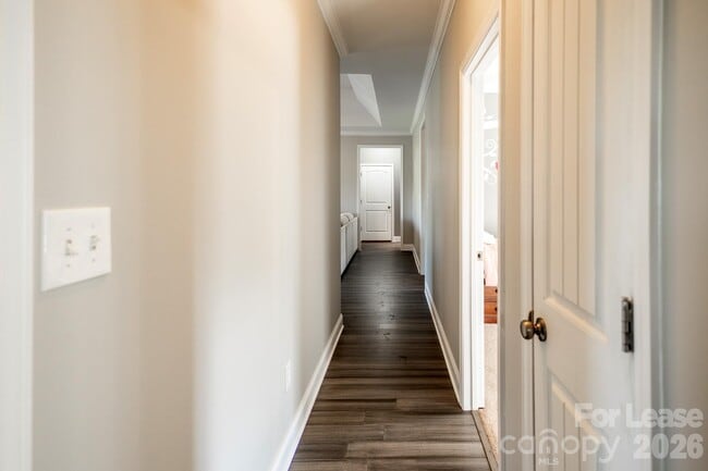 Building Photo - 141 Logan Ridge Dr