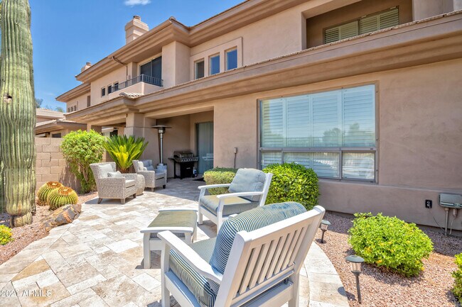 Building Photo - 15240 N Clubgate Dr